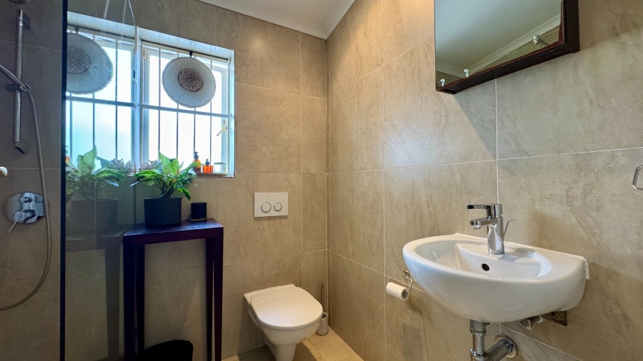 To Let 4 Bedroom Property for Rent in La Pastorale Western Cape